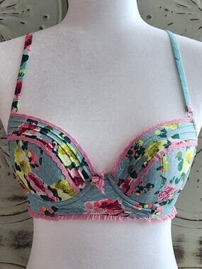 Kensie Floral and Ruffle Bra with Convertible Back Straps | 36B